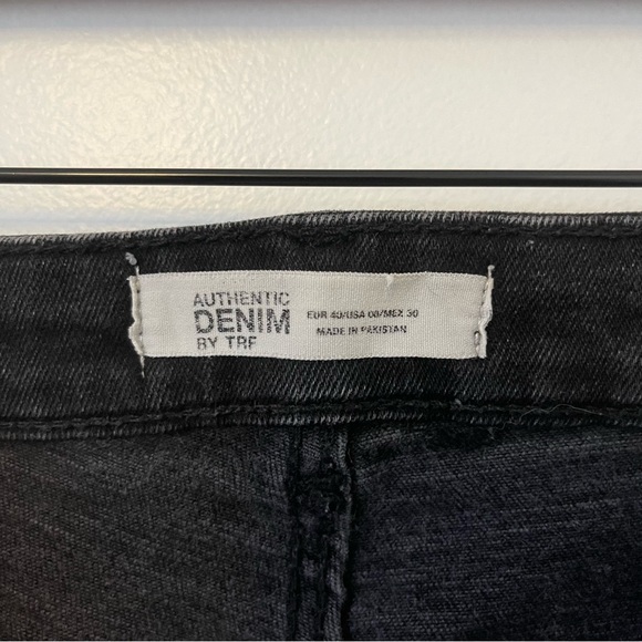 Zara | sculpted high rise TRF skinny jeans - Picture 3 of 3